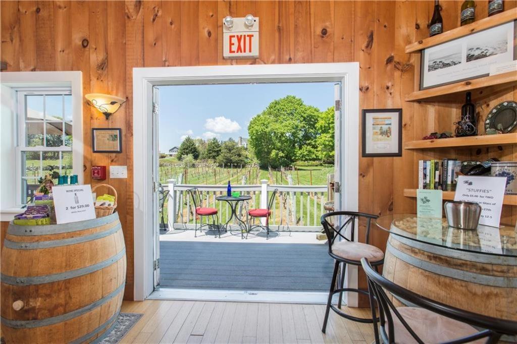 The Langworthy Inn & Winery Westerly Exterior foto